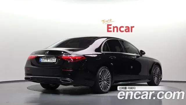 Mercedes-Benz S-Class 2023 — Фото 2/20