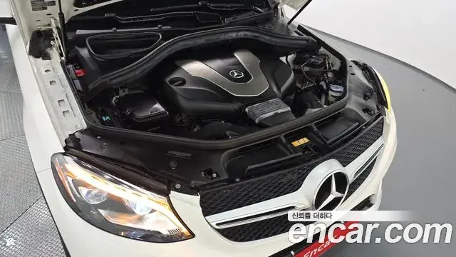Mercedes-Benz GLE-Class 2018 — ფოტო 10/37