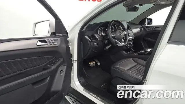 Mercedes-Benz GLE-Class 2018 — ფოტო 9/37