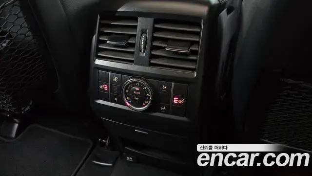 Mercedes-Benz GLE-Class 2018 — ფოტო 17/37