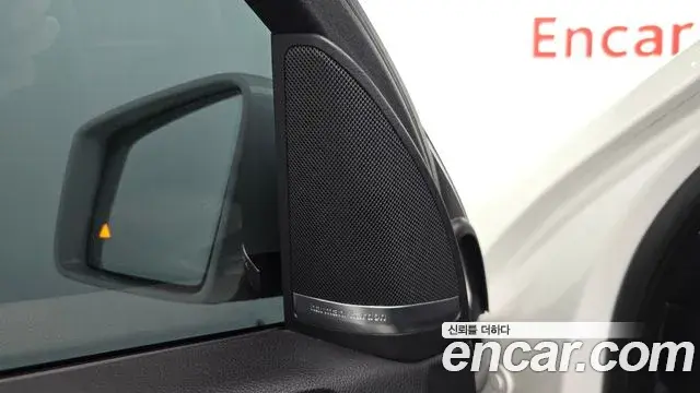 Mercedes-Benz GLE-Class 2018 — ფოტო 31/37