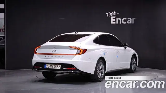 Hyundai Sonata 2021 — Фото 2/20