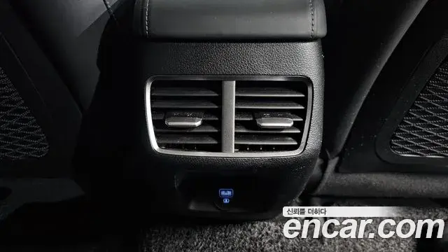 Hyundai Sonata 2021 — Фото 19/20