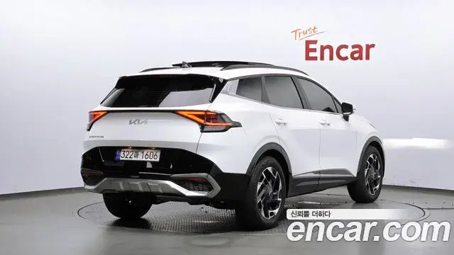 Kia Sportage 2023 — Photo 15/34