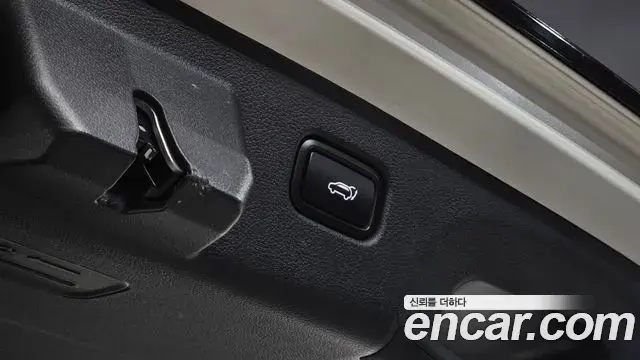 Kia Sportage 2023 — Photo 28/34