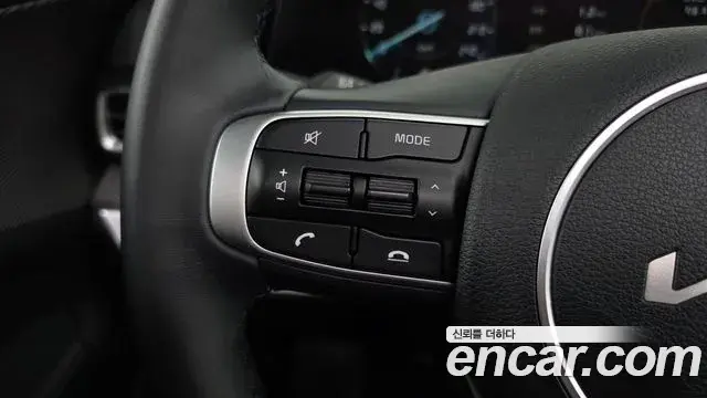 Kia Sportage 2023 — Photo 25/34