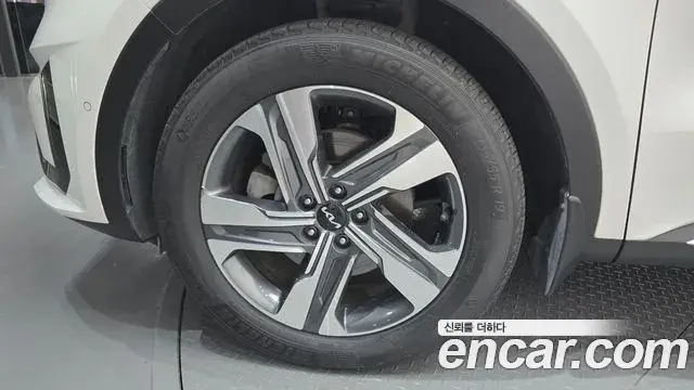 Kia Sorento 2022 — Фото 5/20