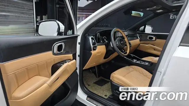 Kia Sorento 2022 — Фото 10/20
