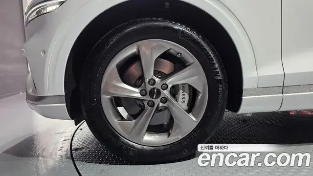 Genesis GV70 2024 — Photo 12/33