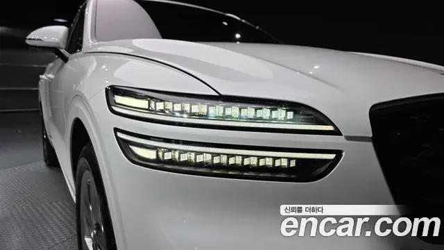 Genesis GV70 2024 — Photo 8/33