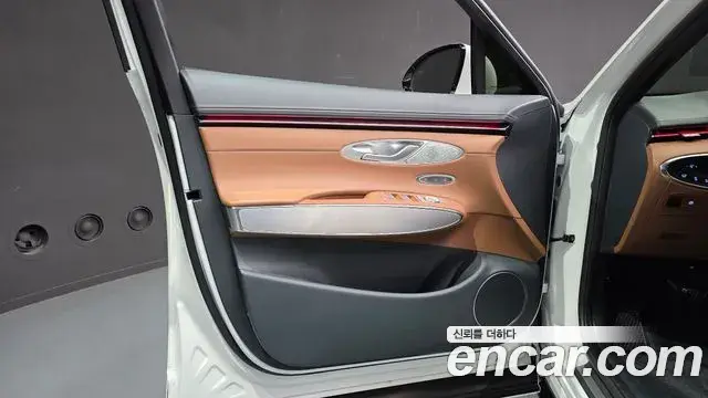 Genesis GV70 2024 — Photo 6/33