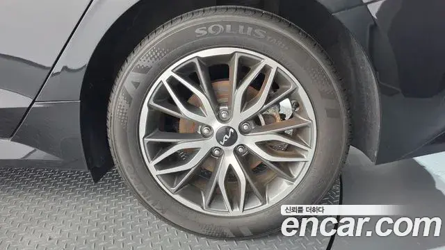Kia K5 2022 — Şəkil 2/31
