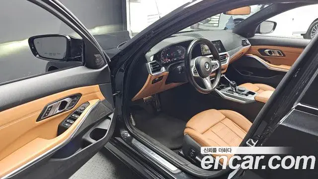 BMW 3 Series 2019 — Фото 10/20