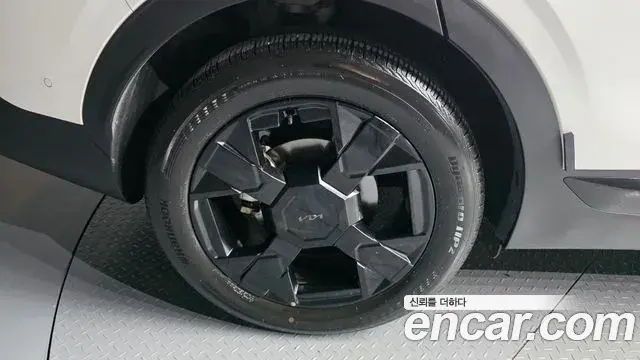 Kia Sportage 2025 — Photo 6/38