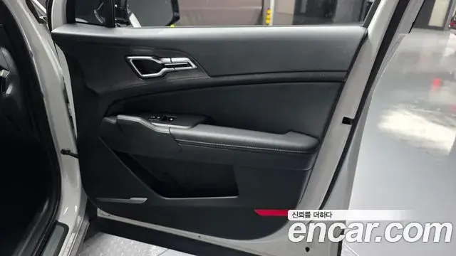 Kia Sportage 2025 — Photo 3/38