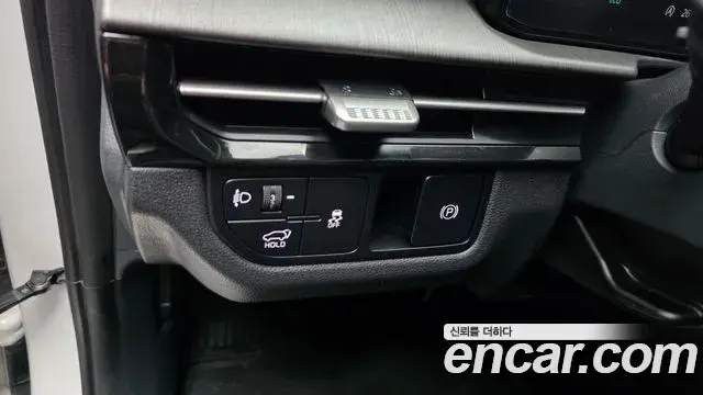 Kia Sportage 2025 — Photo 8/38