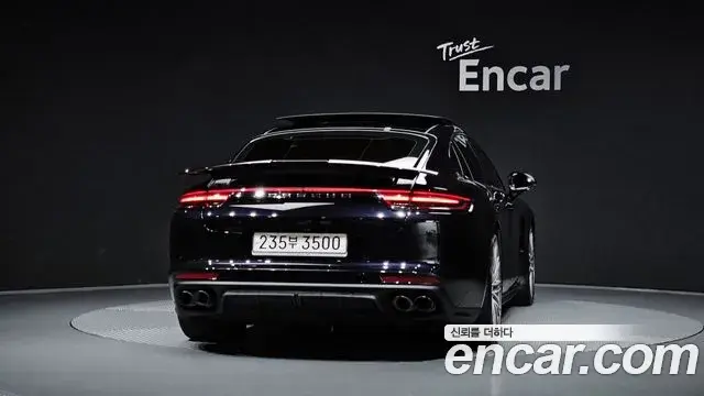 Porsche Panamera 2020 — Фото 4/20