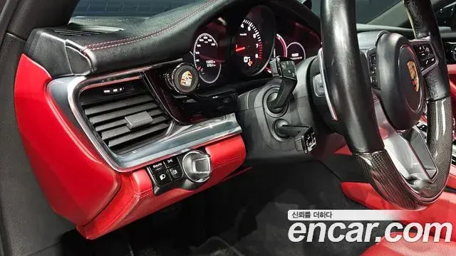 Porsche Panamera 2020 — Фото 18/20
