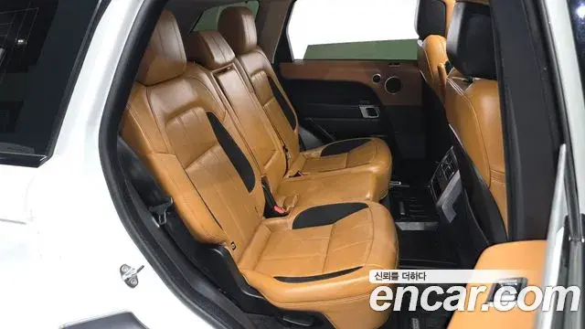 Land Rover Range Rover Sport 2019 — Photo 37/37