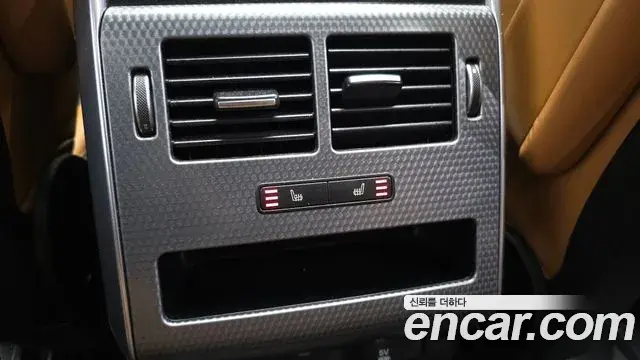 Land Rover Range Rover Sport 2019 — Photo 17/37