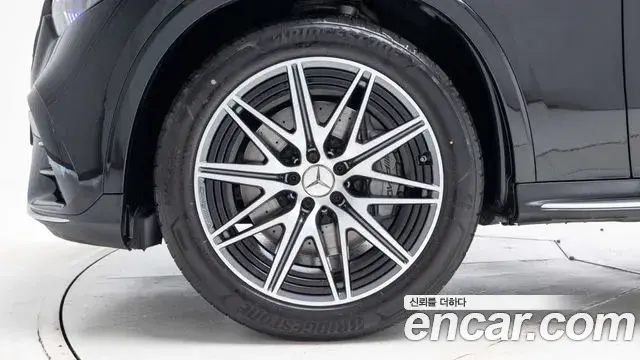 Mercedes-Benz GLC-Class 2025 — Фото 4/20