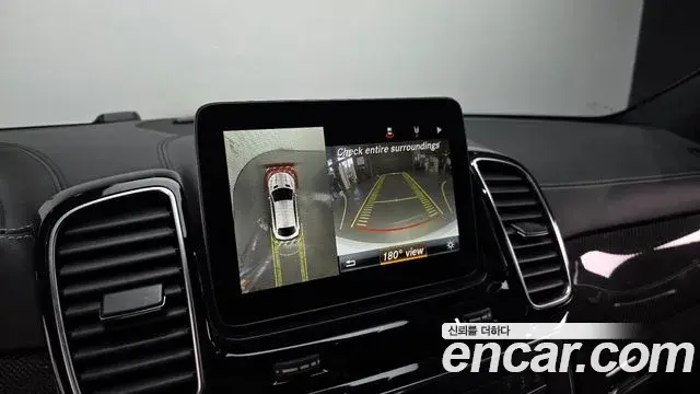 Mercedes-Benz GLE-Class 2019 — Photo 5/35