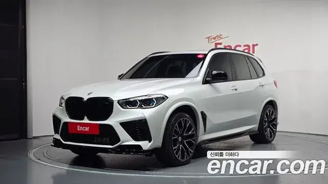 BMW X5 2021 — Фото 1/20