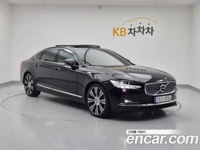 Volvo S90 2022 — Фото 1/18