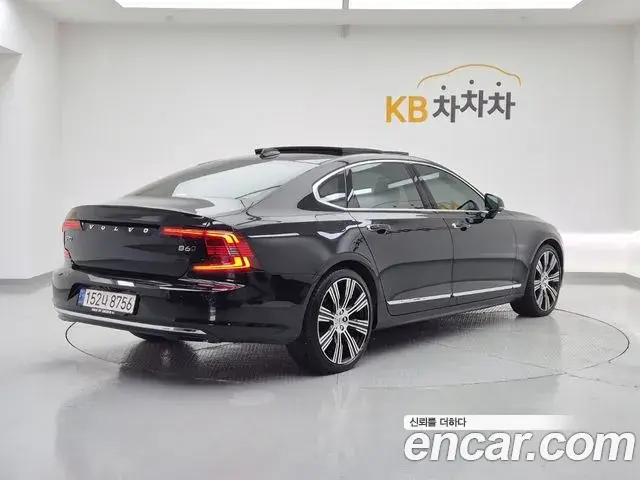 Volvo S90 2022 — Фото 3/18