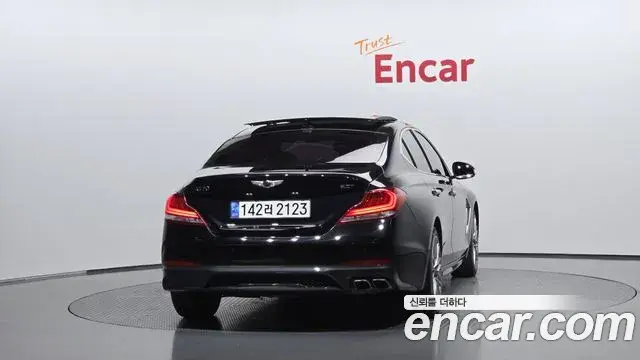Genesis G70 2019 — ფოტო 24/32