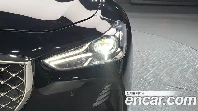 Genesis G70 2019 — ფოტო 19/32