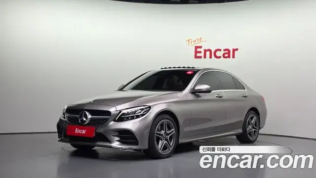 Mercedes-Benz C-Class 2019 — Фото 1/20