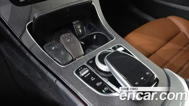 Mercedes-Benz C-Class 2019 — Фото 17/20