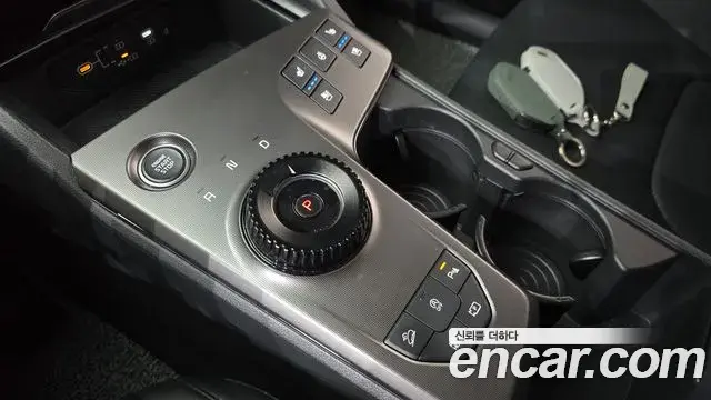 Kia Sportage 2025 — Фото 8/20