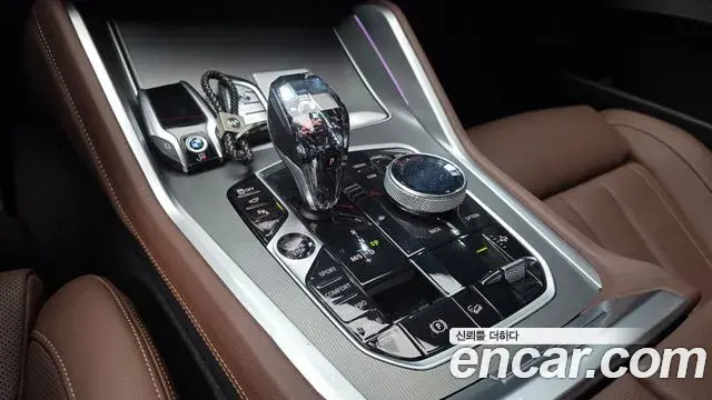 BMW X6 2020 — Фото 9/20