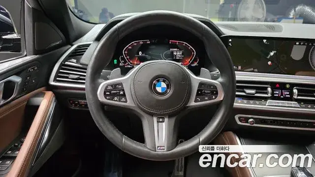 BMW X6 2020 — Фото 13/20