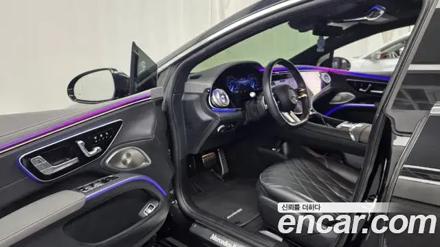 Mercedes-Benz EQS 2022 — Şəkil 24/38