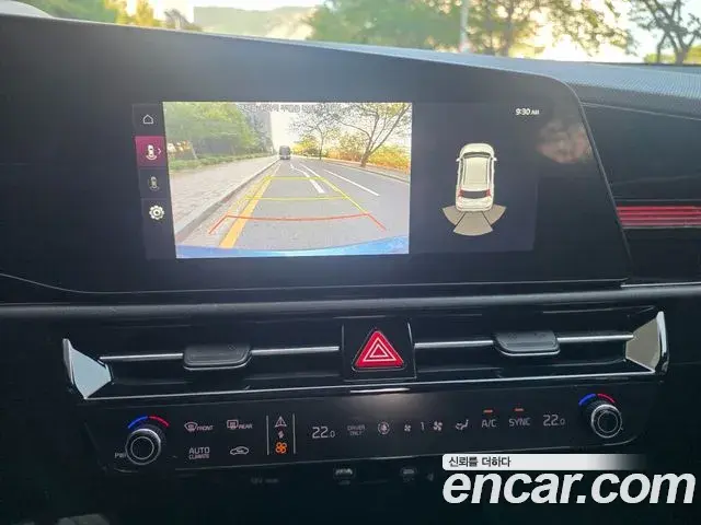 Kia Niro 2022 — Фото 11/19