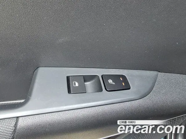 Kia Niro 2022 — Фото 15/19