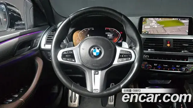 BMW X4 2021 — Фото 13/20