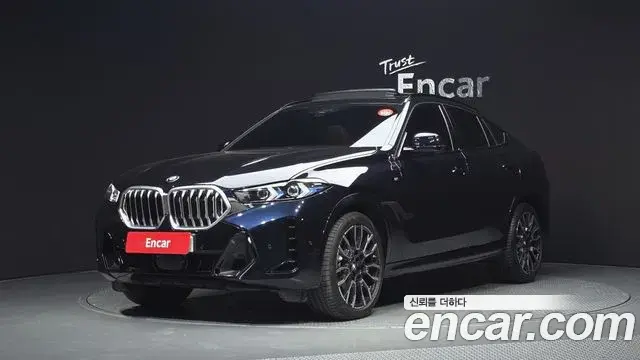BMW X6 2023 — Фото 1/20