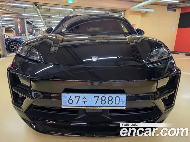 Porsche Macan EV 2026 — Photo 15/20