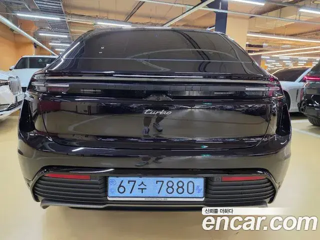 Porsche Macan EV 2026 — Photo 3/20