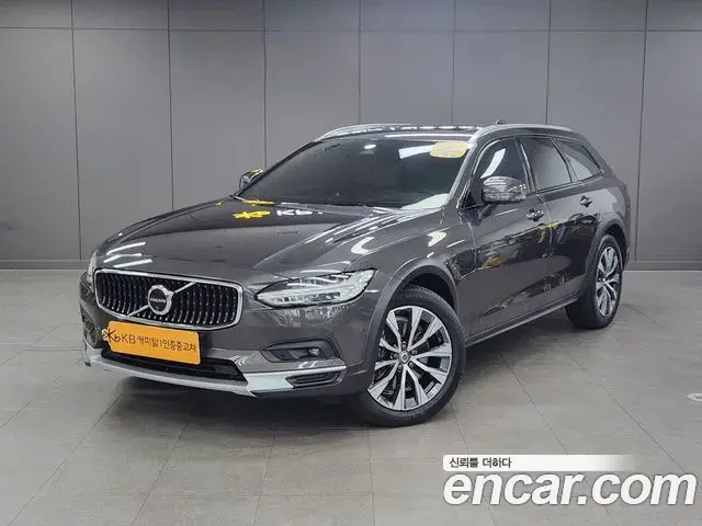 Volvo V90 Cross Country 2024 — Photo 4/20
