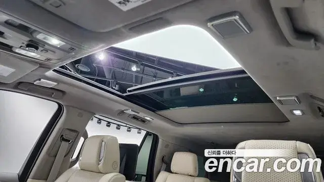 Cadillac Escalade 2022 — Photo 14/37