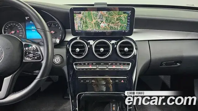 Mercedes-Benz C-Class 2020 — Фото 13/20