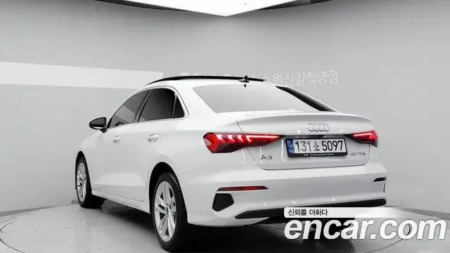 Audi A3 2022 — Фото 3/20