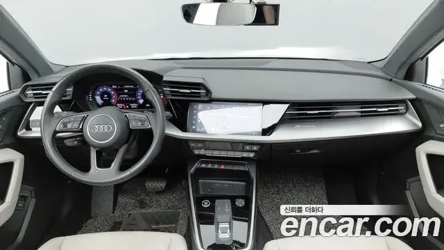 Audi A3 2022 — Фото 8/20
