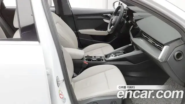 Audi A3 2022 — Фото 14/20