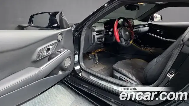 Toyota Supra 2024 — Photo 28/33